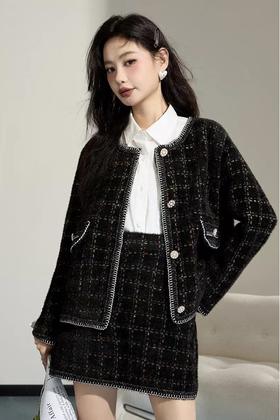 衣魔得思 小香风针织外套半裙套装 18999