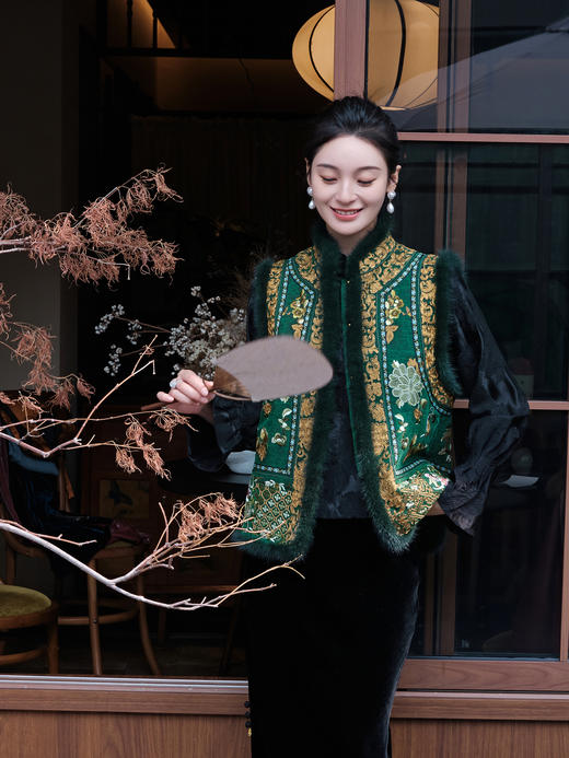 双11惠享 |盛唐牡丹| 福寿牡丹水貂毛坎肩-绿色[特价品] 商品图9