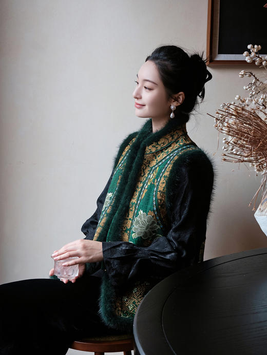 双11惠享 |盛唐牡丹| 福寿牡丹水貂毛坎肩-绿色[特价品] 商品图12