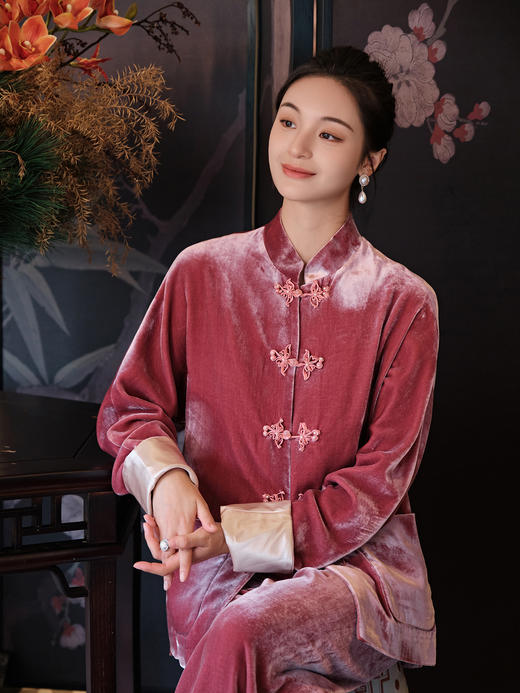 盛唐牡丹| 杨妃粉色丝绒花扣外套 商品图10