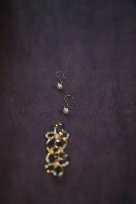 水波纹和小海珠 | 中国结胸针与海珠耳钩