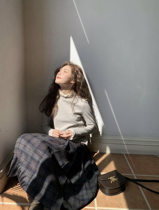 🌈【全国包邮】 牛奶绒蕾丝半高领打底衫 👻推荐自留！保暖届的刘亦菲！😍大网店客订单 ☺️仙气爆表的蕾丝半高领加绒打底衫💦 不仅要贴身、😍保暖，不臃肿， 商品图3