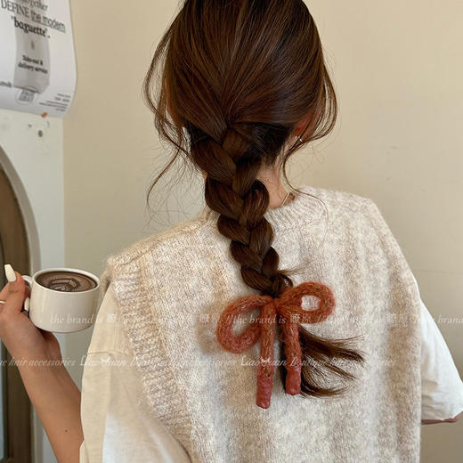 【蝴蝶结发圈也太乖了吧】秋冬软糯可爱蝴蝶结头饰，糯叽叽发圈太适合喜欢少女造型! 毛线发圈简约头绳女2025新款高端扎发皮筋QQ 商品图1