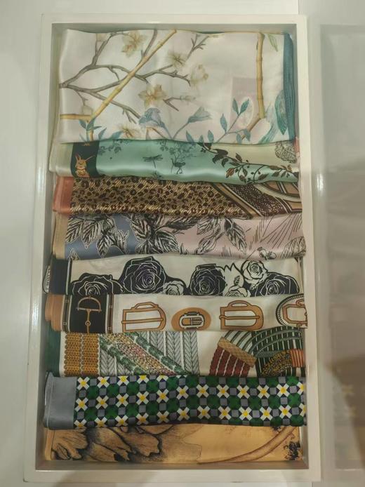 4F 艾铂蓝单苏绣小方巾 商品图0