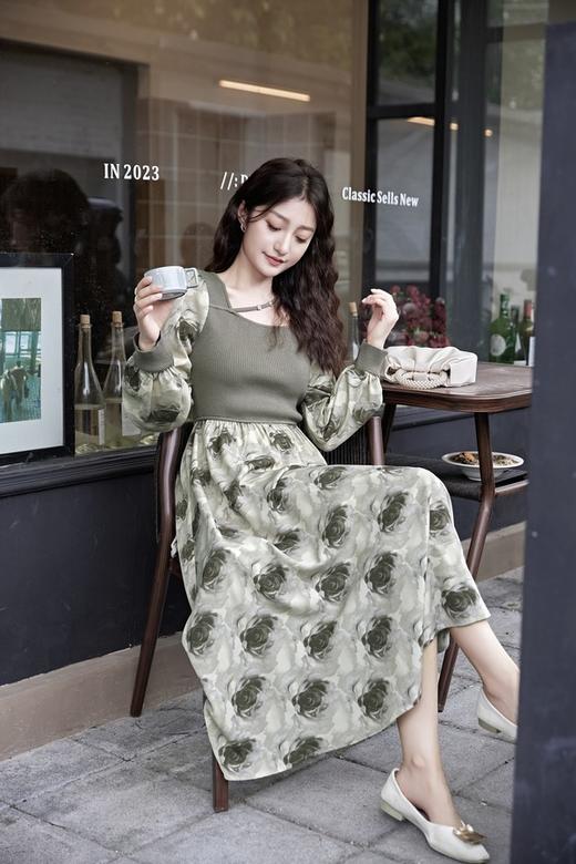Stay2Weeks 灰绿色针织拼接印花连衣裙 19060 商品图2