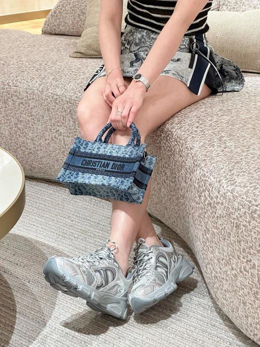 今年5月底刚刚上市的新款，醉新老爹鞋迪奥DiorChrono新款休闲运动跑鞋（HC） 商品图5