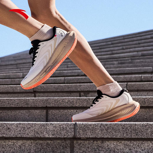 安踏方舟丨PG7防泼水缓震跑步鞋男秋季新款运动鞋子112445534 商品图0