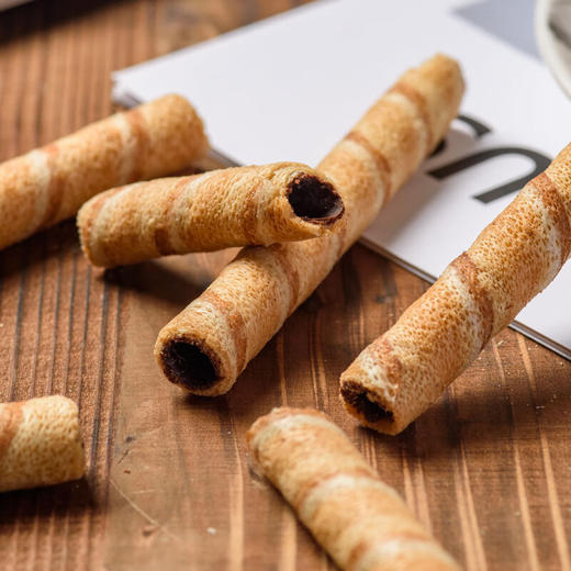 【鼎】卜珂70%黑巧克力夹心卷85g+榛子巧克力夹心卷85g+蔓越莓黄油曲奇100g 商品图2