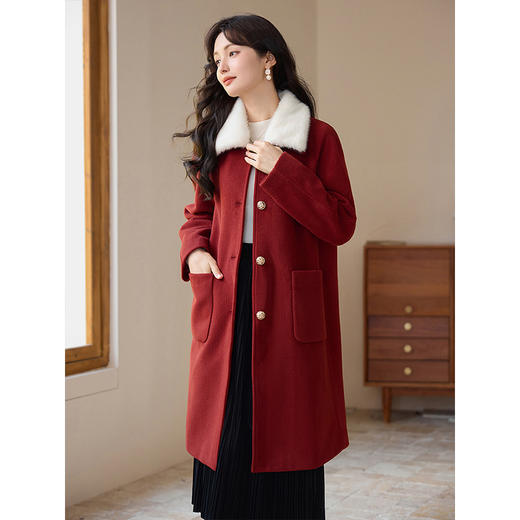 【年终特卖】熙世界波多尔红毛呢外套中长款2025冬季新款高级感毛领呢子大衣 商品图3