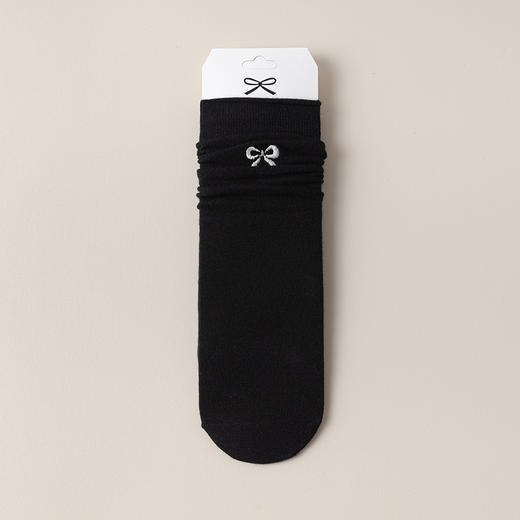 【学院风棉质蝴蝶结刺绣袜】秋冬季甜美清新刺绣蝴蝶结中筒袜，弹力脚腕口舒适不勒，高弹舒适不易变形，无骨纯棉袜子堆堆袜白色长袜条纹棉袜女QQ 商品图4
