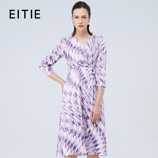 EITIE爱特爱秋季新款时尚印花温柔显瘦收腰A字连衣裙7507220 商品图0