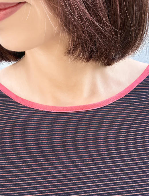 TYNVIE 排褶装饰袖口露背长袖上衣 - 红条纹 商品图7