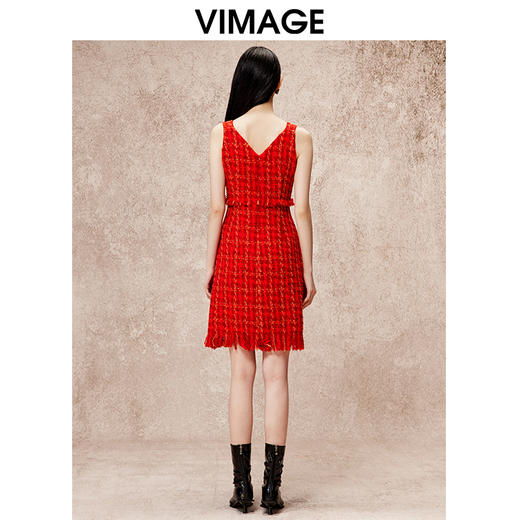 VIMAGE纬漫纪V领经典小香风红色高腰显瘦无袖连衣裙秋冬新款V2207829 商品图4