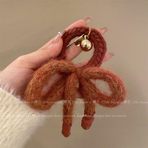 【蝴蝶结发圈也太乖了吧】秋冬软糯可爱蝴蝶结头饰，糯叽叽发圈太适合喜欢少女造型! 毛线发圈简约头绳女2025新款高端扎发皮筋QQ 商品图4