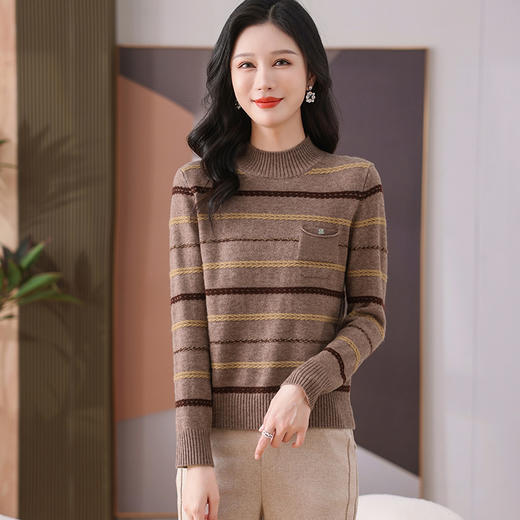CC-101-59053半高领条纹打底女秋冬新款洋气羊毛针织内搭小上衣厚款短款毛衣女 商品图3