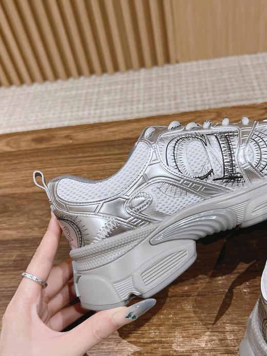 今年5月底刚刚上市的新款，醉新老爹鞋迪奥DiorChrono新款休闲运动跑鞋（HC） 商品图11