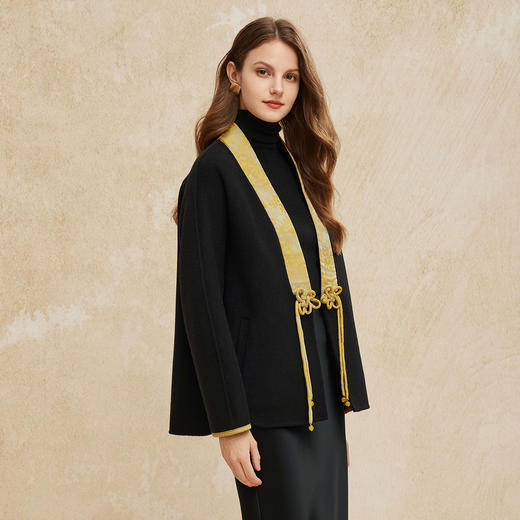 PH961斯尔丽24冬季新款新国风拼提花盘扣廓时尚V型领双面呢羊毛大衣 商品图2