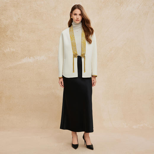 PH959斯尔丽24冬季新款新国风拼提花盘扣廓时尚V型领双面呢羊毛大衣 商品图3