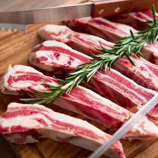 TasmanKitchen®【新西兰羔羊羊颈排/羊肋排】选用6月龄鲜嫩小羔羊 活羊宰杀 肉质细腻 味道鲜美 不膻不腻 速冻锁鲜 低温排酸除腥 极速冷链送到家~ 商品图0