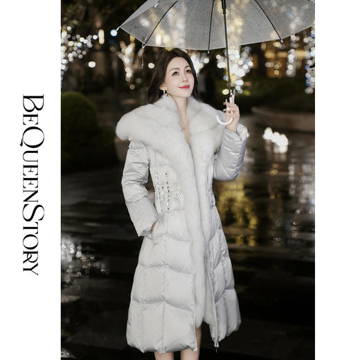 余潇潇【浮华洛梦】收腰三防奢华可拆卸狐狸毛领高克重90鹅绒羽绒服 商品图0