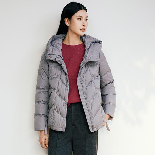 玳莎熔岩灰连帽羽绒服女2024年冬季新款时尚简约保暖白鸭绒外套  ED41303 商品图0