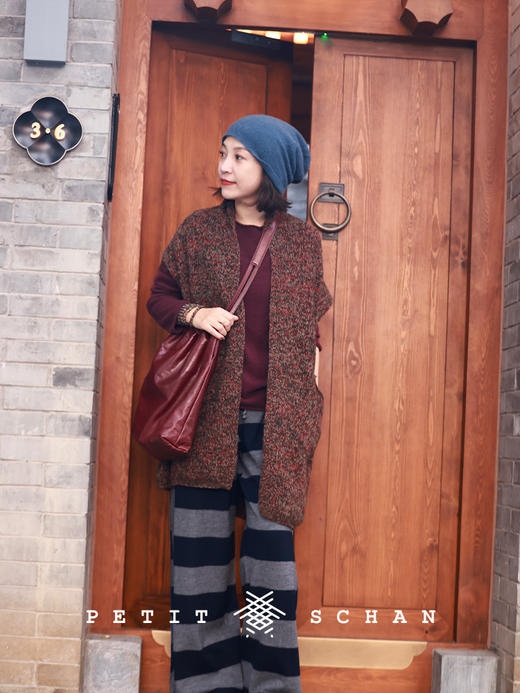 PETIT SCHAN小闪 CLO#396 One warm One love 暖爱 牦牛绒手纺纱纯手编针织大坎肩/马甲 商品图4