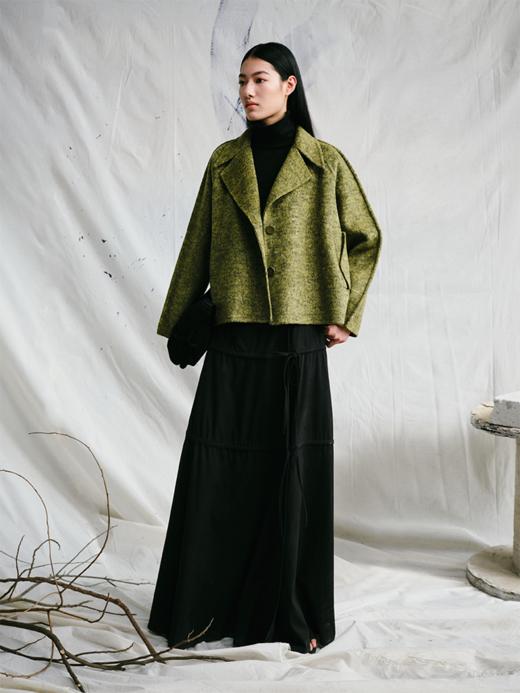 LIYIHAN 24冬绵羊毛落肩袖短款双面呢大衣女款外套宽松高级复古感 商品图1