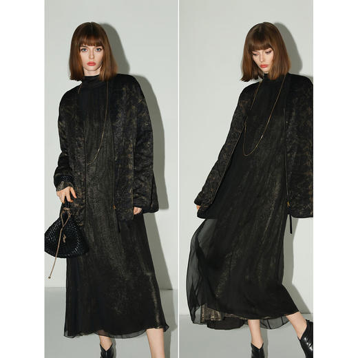 COCOBELLA新中式盘扣吊坠绗缝棉服烫金肌理感棉衣外套MF3015 商品图2