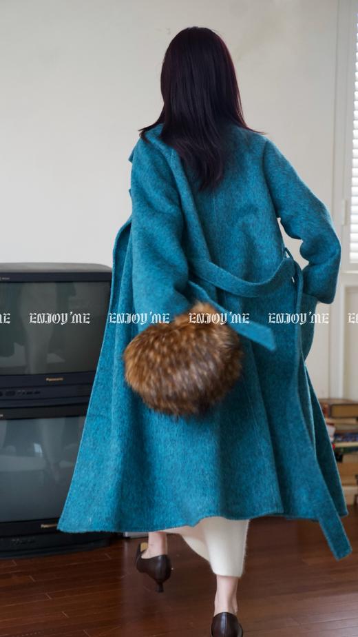 【门店同款】ENJOY2024年冬季柔韧与共瑰丽之夜腰带大衣 160045347 商品图9