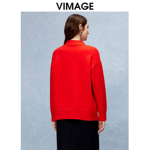 VIMAGE纬漫纪时尚宽松百搭盘扣红色针织开衫冬季新款V2201810 商品图4