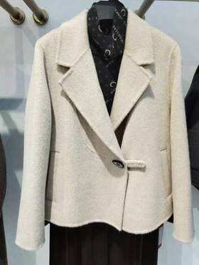 4F 乡奴 羊毛大衣