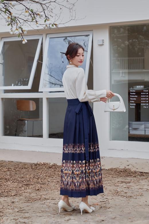 Le Malene 白色缎面上衣马面裙套装 19048 商品图5