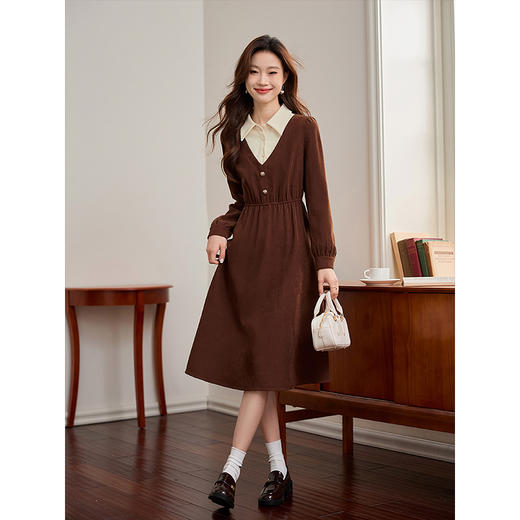 【专属特价】熙世界学院风撞色POLO领连衣裙秋冬通勤气质收腰显瘦假两件裙子 商品图3