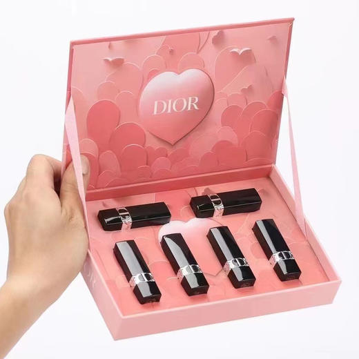 【情人节限定礼盒】Dior迪奥 新款浪漫爱心口红六件套（1.5g*6支+贺卡） 商品图1