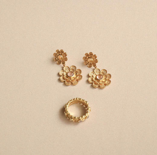 BIANC SALLY EAR 花朵耳环 商品图1