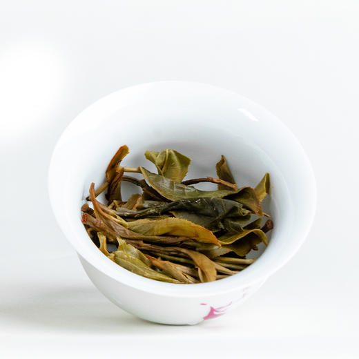 2024年冰岛糯伍500克生茶散茶罐装 商品图3