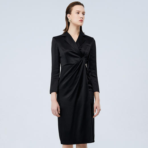 EITIE爱特爱秋季新款洋气修身显瘦百搭气质连衣裙7507214 商品图3