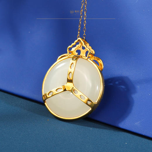 新疆国玉盟世玉和田玉金镶羊脂玉挂件	新疆系列【祥云纳福】【带证书·顺丰物流】 商品图2