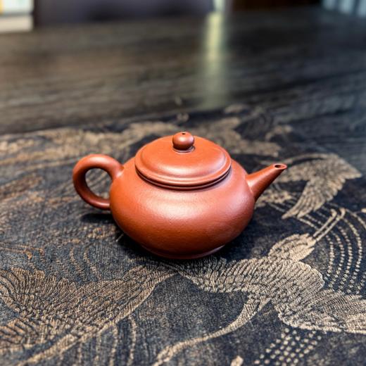 朱泥腰线水平壶 商品图2