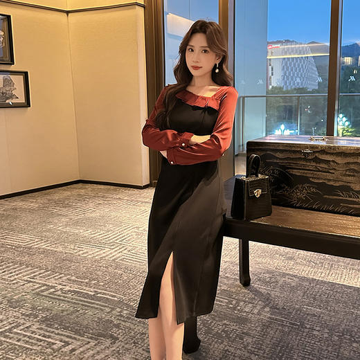 奢姿大码女装2025春季个性斜领时尚连衣裙胖妹妹气质成熟风假两件9943891261 商品图1