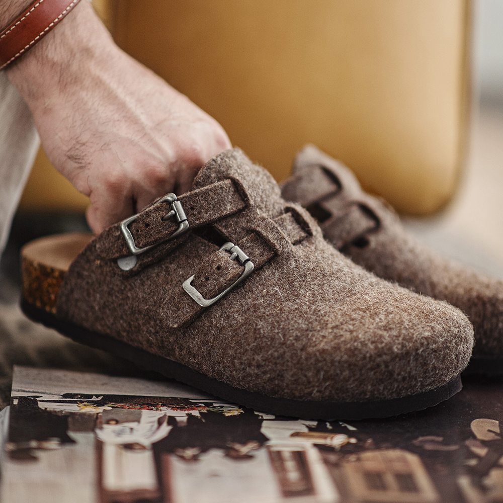 马登羊毛毡穆勒鞋秋冬加厚新款男休闲一脚蹬外穿软木底包头半拖鞋