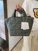 点此购买 露露Quilted Grid女士手提斜挎包 bk 301775 商品缩略图7