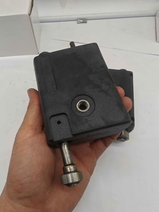 【货号00147】库存处理手电钻变往复锯机头快夹型 电钻变曲线锯头子 商品图1