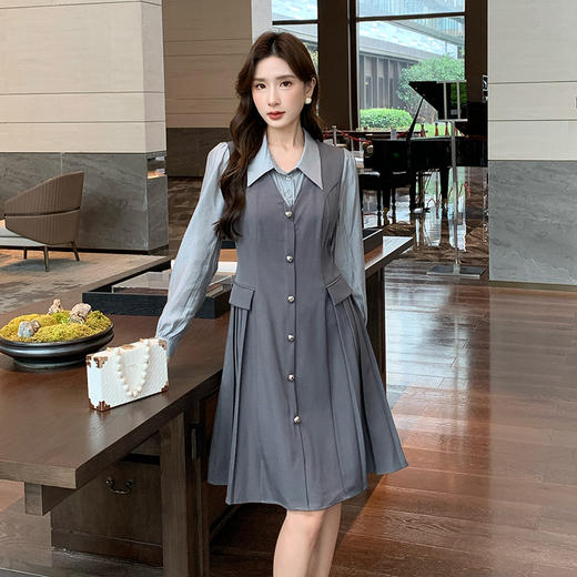 奢姿2025春秋季新款大码女装拼接压褶裙子胖妹妹休闲翻领连衣裙9943860328 商品图2