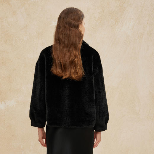 PH100斯尔丽24新款冬季懒人好打理仿短貂毛绒翻领贵族气质皮毛一体外套 商品图5