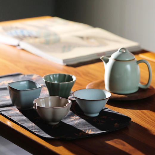 问鼎恰对芳辰套组（缺货） 商品图0