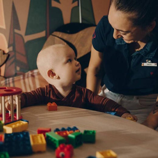 滑雪季！6天5晚【法国瓦尔莫雷尔ClubMed度假村 | 实时代订】一价全包！含ESF专业滑雪课程及教练、每日三餐、酒水畅饮、儿童托管、丰富亲子活动等，欧洲省心滑雪度假推荐！ 商品图5