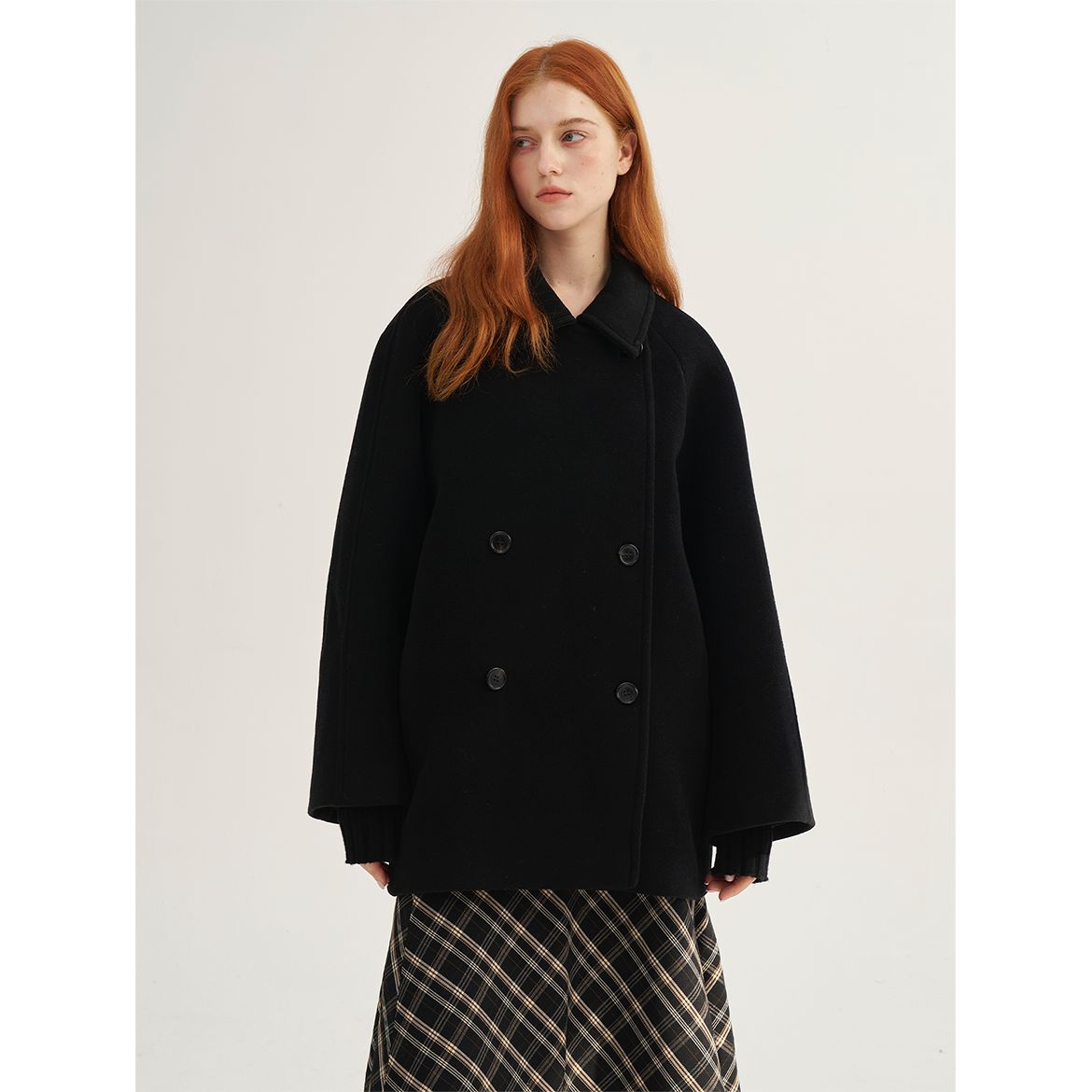 MAISON CECILE保暖厚实短款羊毛翻领双排扣大衣