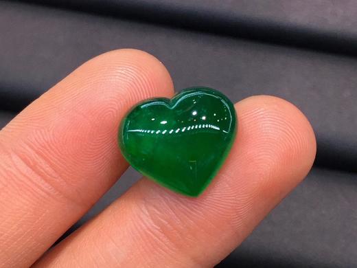 极美心形素面祖母绿裸石 8.91ct 商品图3
