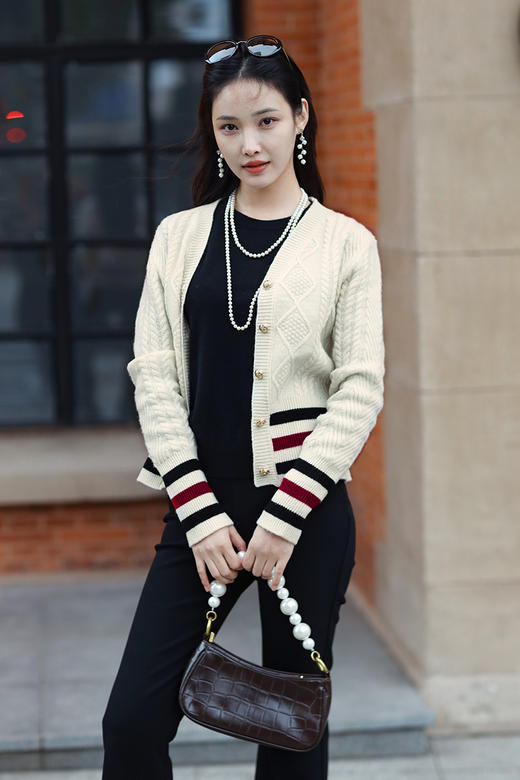 逸红颜明月优选 #老钱静奢风开衫👓【高智派】松弛与知性，简约不失高级 商品图3